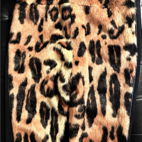 AREA !!LEOPARD PANTS!! Extremely Hard to Find NWOT - Picture 6 of 13